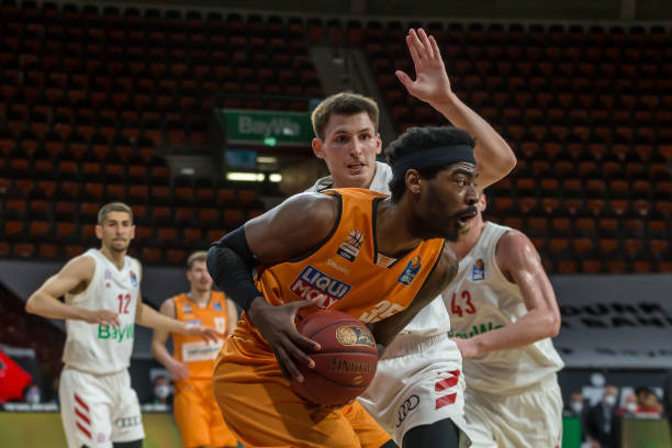 轻球员在职 轻球员在职