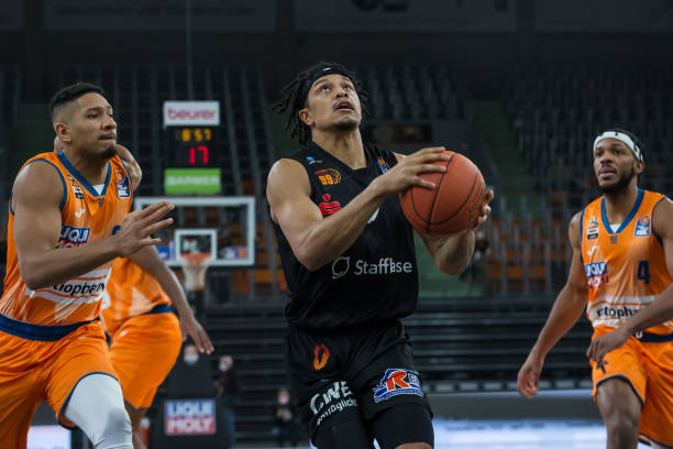 还充分发挥 还充分发挥